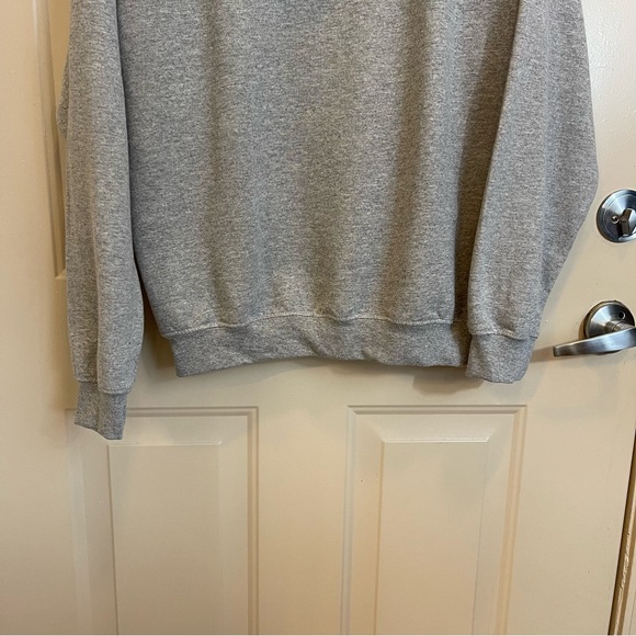 New Gildan medium hooded sweatshirt “taken” embroidered pink lettering feature - Picture 9 of 9